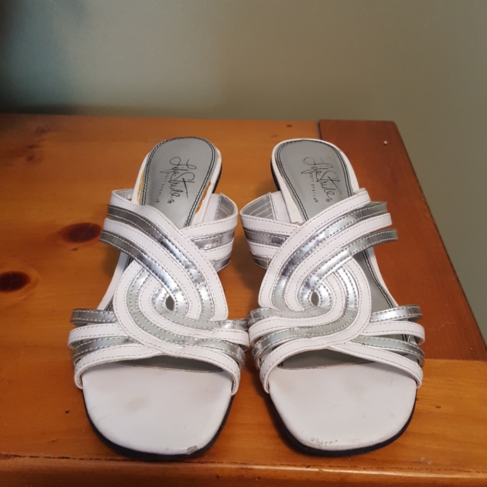 White and silver sandals 9M